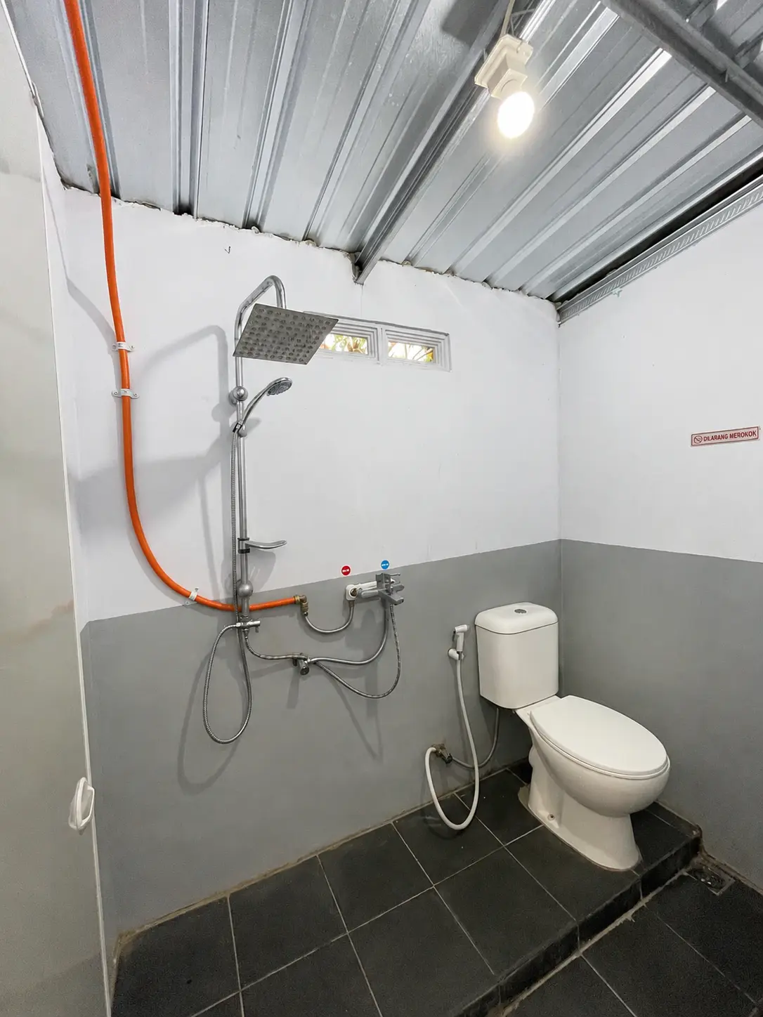 Shower Room LockerWangi